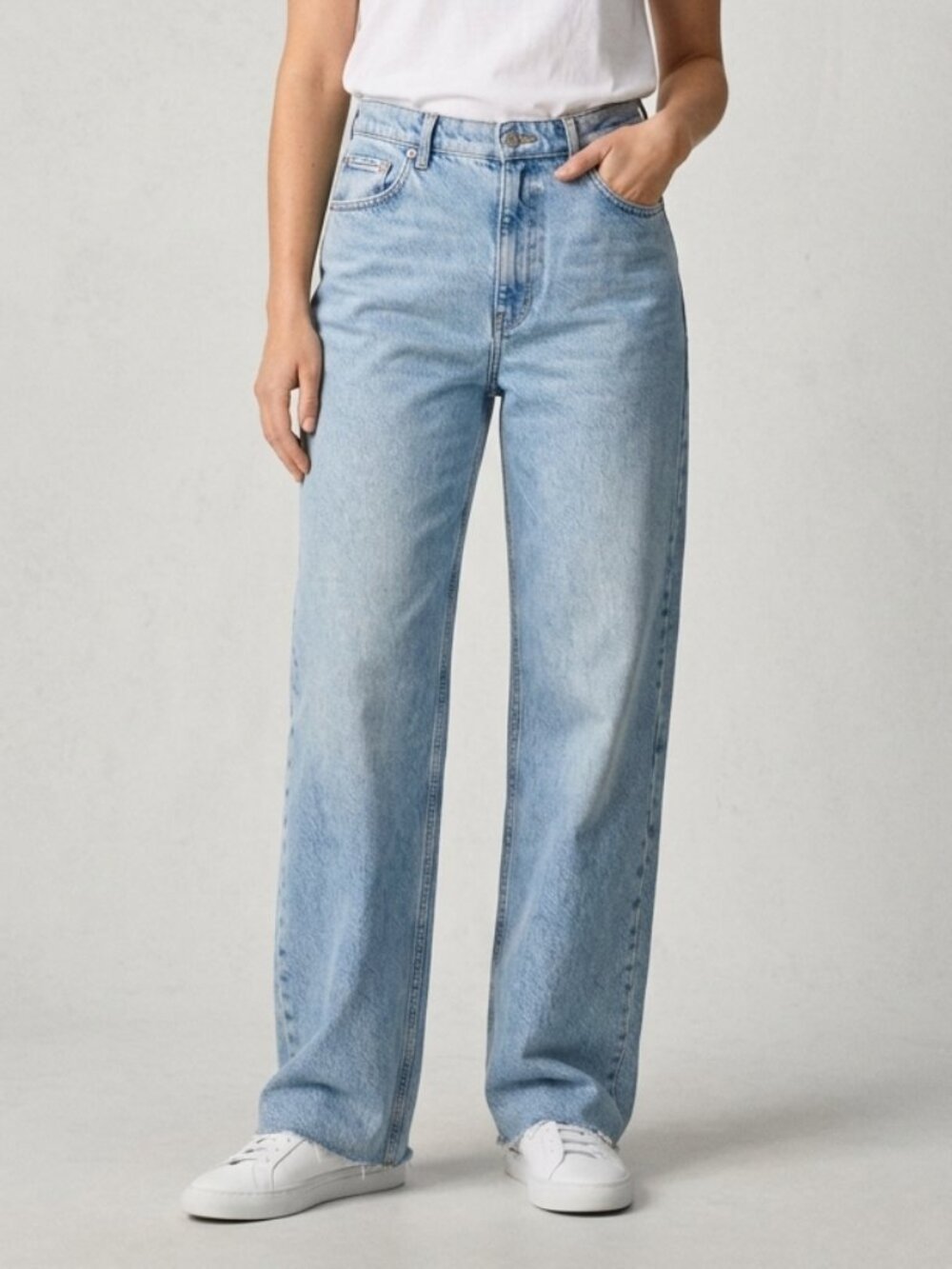 Zara Wide Leg Light Wash 100% Cotton Jeans
